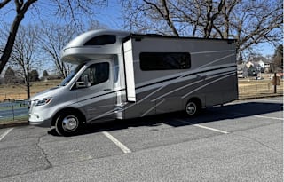 2023 Winnebago View 24J