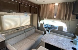 2019 Thor Motor Coach Freedom Elite Traveler A27