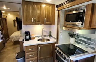 2020 Gulf Stream RV Conquest Class C 63111