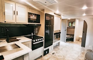Luxurious 2023 2BR Bath&1/2(Wildwood)