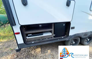 Northwake Adventures | 26' Stocked RV – Sleeps 7!