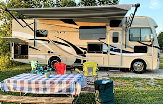 2017 Thor A.C.E "Rover" Pet Friendly