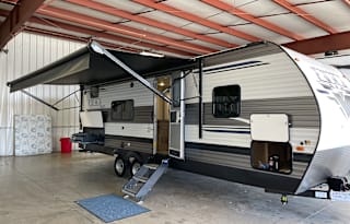 2022 Palomino Puma XLE Lite 25BHSC