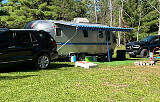 1993 Airstream 25ft rear twin beds