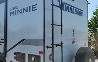 2021 Winnebago Micro Minnie 2108ds