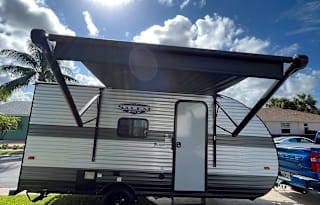 Squiggly Is a 2023 Forest River RV Salem Cruise