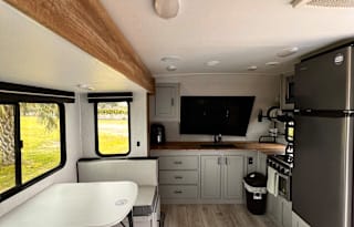2022 Heartland North Trail 26FKDS