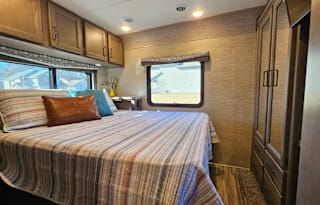 2023 Thor Four Winds 31E (Bunkhouse)