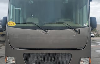 2015 Winnebago Vista 36Y