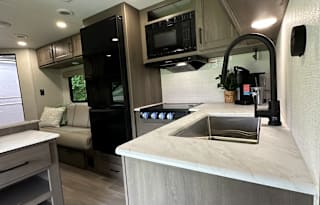 2025 Grand Design Transcend Xplor 24BHX - “Tulip”