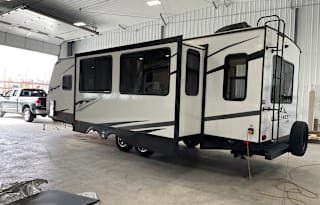 Couples Cottage - 2023 EAST TO WEST Alta 2850KRL