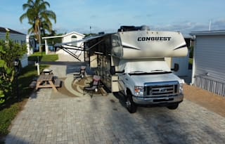 2020 Gulf Stream Conquest Bunkhouse Motorhome.
