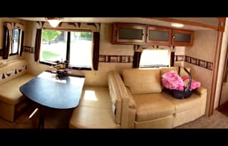 2014 Keystone RV Premier Ultra Lite 31BHPR