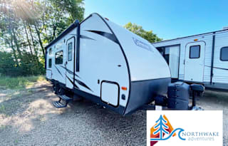 Northwake Adventures | 26' Stocked RV – Sleeps 7!