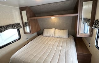 Heartland Trail Runner SLE 25 - Family Camper