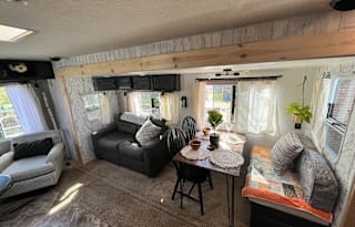 The Owl's Nest Comfy RV Rental
