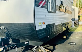 Pettie Family-Size Travel Trailer