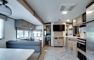 Smoky Mountain Bunk House! 2021 Shadow Cruiser