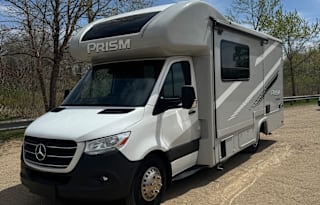 2022 Mercedes Prism 24CBS   14mpg