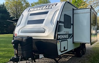 Small in Size, Big on Adventure-Rent Minnie Winnie