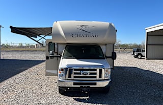2018 Thor Motor Coach Chateau 22B