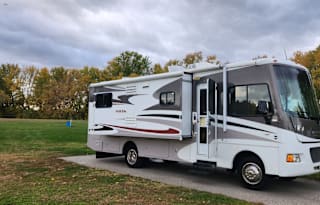 2013 Winnebago Vista 27N (Russ & Dona's Coach)