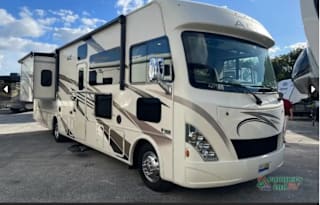 2018 THOR 32.1 ACE 2 FULL BATHS, KING,PET FRIENDLY