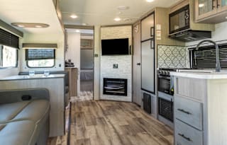 Coleman| Driftwood RV