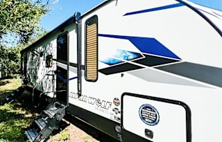 Forest River Cherokee Alpha Wolf: Delivery ONLY
