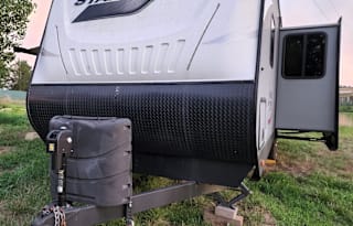 2017 Starcraft Launch Ultra Lite 31BHT