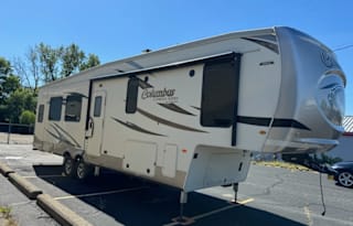 2021 Palomino Columbus