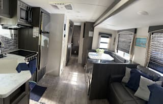 2021 Shasta Pet friendly and kid approved