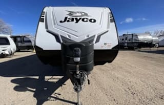 Farmhouse Modern Versatile and Lightweight Trailer