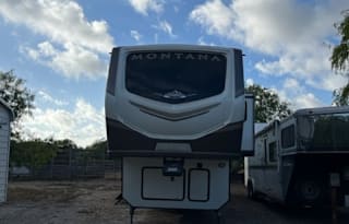 2020 Keystone RV Montana 3921FB