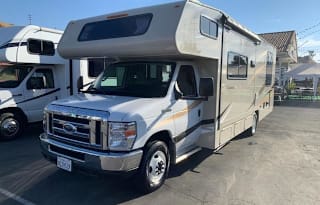 2019 Coachmen RV Leprechaun 260DS