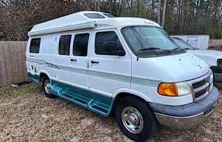 Cozy Roadtrek Camper Van- Sleeps up to 4!