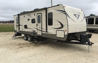 2017 Keystone Hideout 27LHS travel trailer