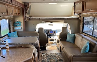 2014 Thor Motor Coach Chateau 31E Bunkhouse