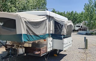 2001 Coleman The Americana Series Bayside