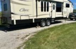Keystone Cougar UPMI1045