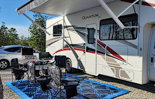 2019 Quantum 28 SE  starting at $150 per night