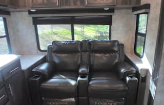 2019 Highland Ridge RV Open Range Ultra Lite UT2410RL