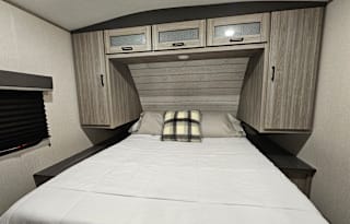 "THE QUADRANTS" - 2BR/1BA Sleeps 12!