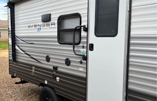 2021 Prime Time RV Avenger 17bhs