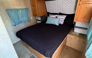 2011 Keystone RV Summerland 2570RL