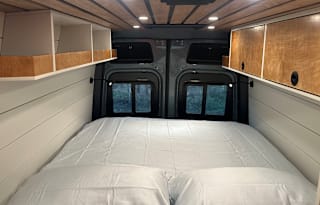 2024 Mercedes Benz, Sprinter 2500 class B