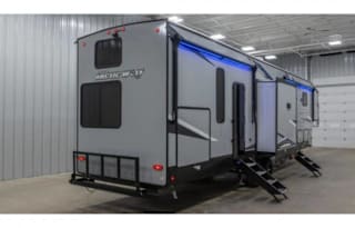 Bunk  House Set Up , Available 5th wheel hitch use