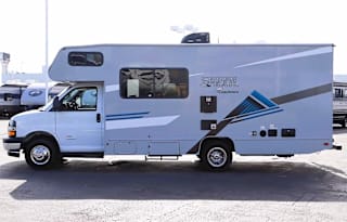 2022 Coachmen Cross Trail XL 22XG Chevy 4500