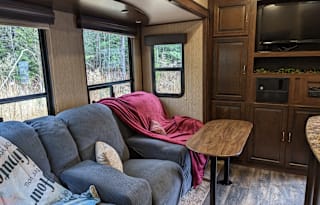*The Perfect Couple's Getaway* Holly the Cozy RV