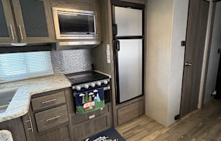 Dragonfly Camper Rental